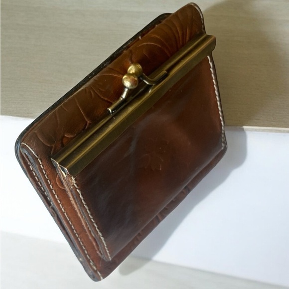 Patricia Nash Vintage Bi-Fold Wallet with Coin Pouch Brown W 5” x H 4.5” - Picture 4 of 16